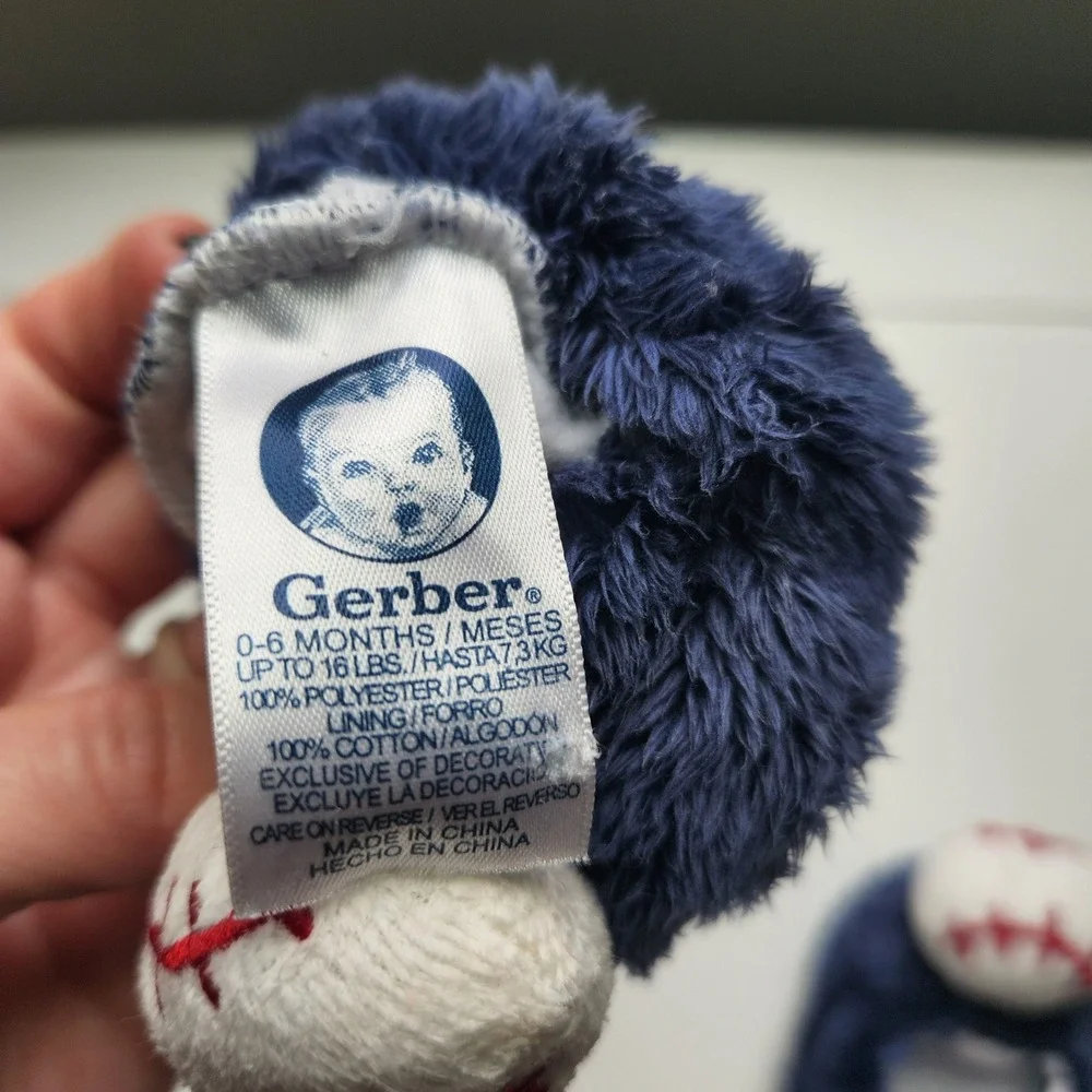 Baby‎ Baseball Hat and Fuzzy Booties Set size 0-6M White Navy Red